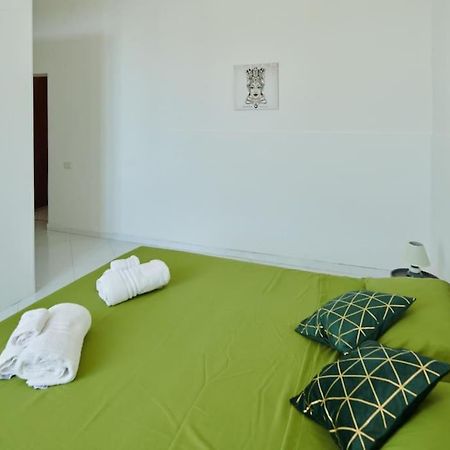 Gioiello A Due Passi Da OrtigiaPrivate Parking Apartment Syracuse Luaran gambar